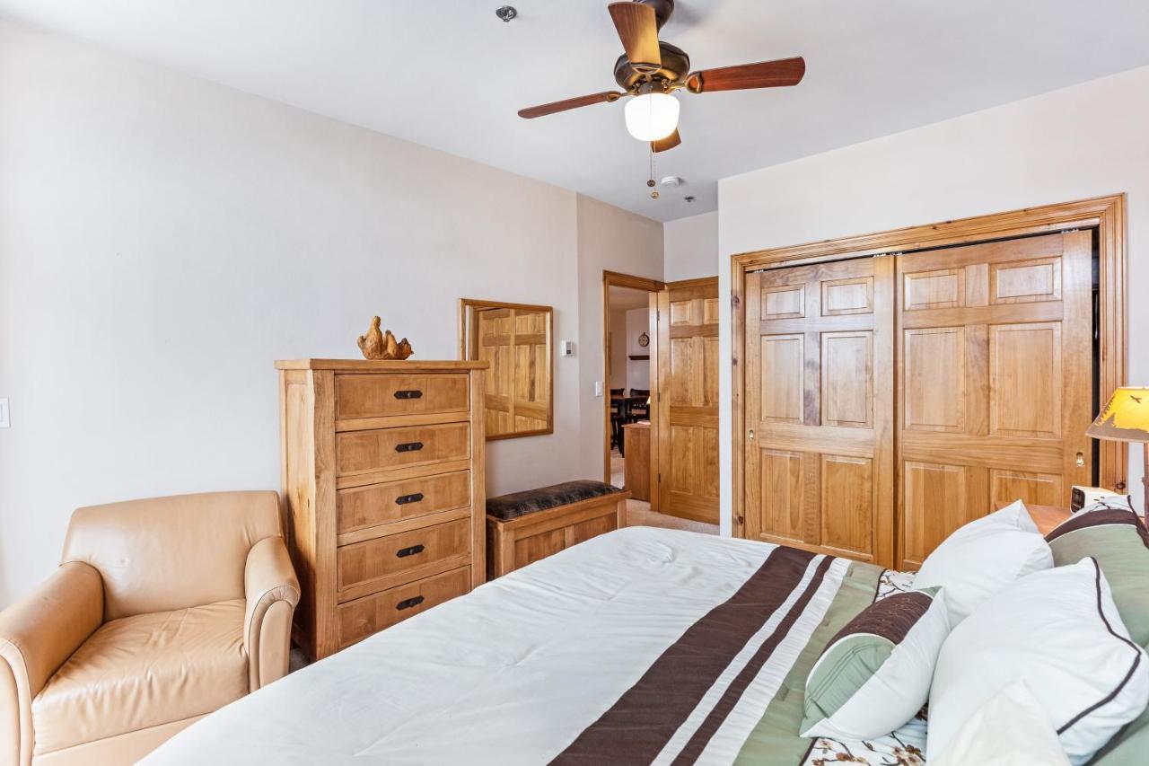 Dillon Commons Hotel Ngoại thất bức ảnh